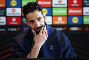 mksoprts-阿莫林:两次胜曼城若总结就是运气 引援并非要大牌而是符合理念