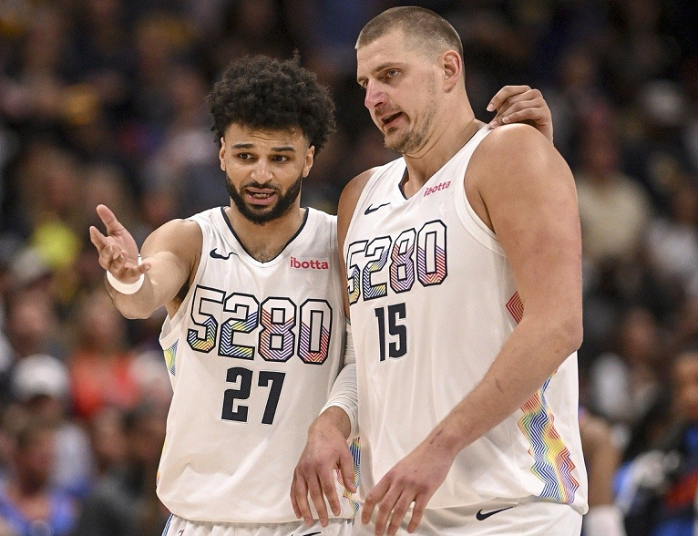 mk体育官网-43分+52分！4项生涯新高！NBA最被低估二当家诞生，他能进全明星