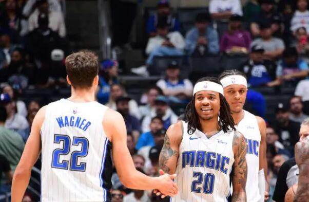 mksoprts-“水货状元”逆袭！富尔茨生涯新高完爆韦少