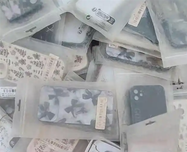 mk体育app-9.9元手机壳抽检合格率不足5% 铅超标1550倍 使用有肾衰竭致癌风险